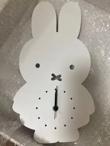 미피 벽걸이 시계