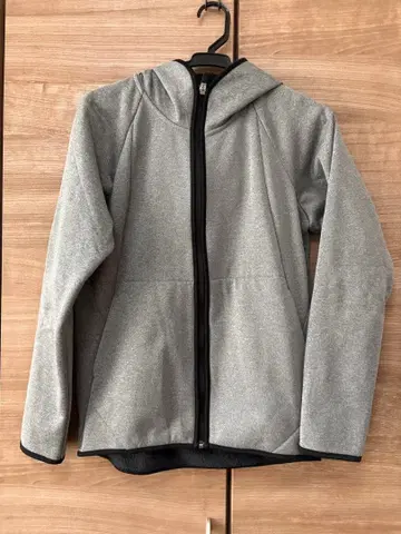 UNIQLO 후드 부착 그레이 S 사이즈