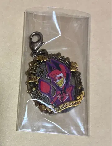 해즈빈 호텔 메탈 참 알래스터 이케부쿠로 파르코 팝업