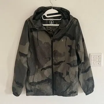 VOLCOM 카모플라쥬 마운틴 파카 남성용 M