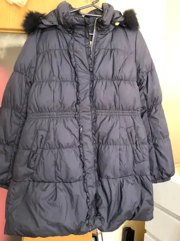 후드 부착 네이비 다운 자켓 리버서블 L (작은 사이즈)