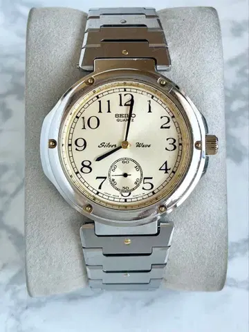 SEIKO 실버 웨이브 빈티지 손목시계