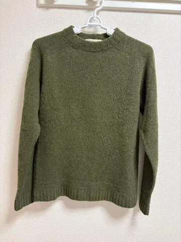MHL. 올리브 그린 니트 스웨터 M 사이즈