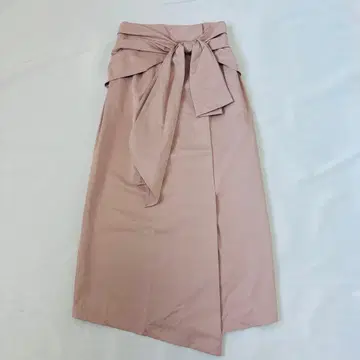 컨디션 최상 2024년 아푸와이저 리셰 리본 타이트 스커트 S 사이즈