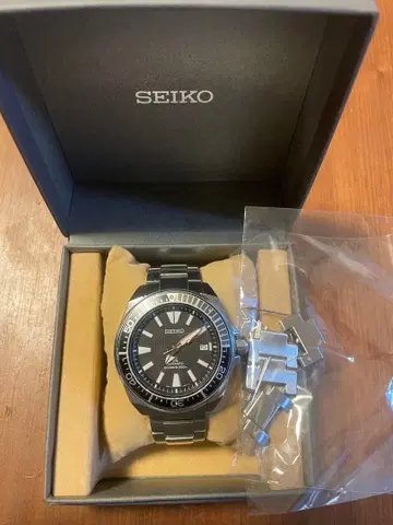 SEIKO 자동 와인딩 다이버 워치 4r35-01v0