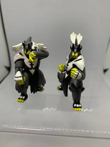 포켓몬 몬코레 격돌! 우라오스 세트 피규어