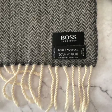 HUGO BOSS 헤링본 울 머플러 그레이 계열