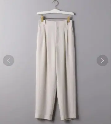 UNITED ARROWS 하이웨스트 턱 팬츠