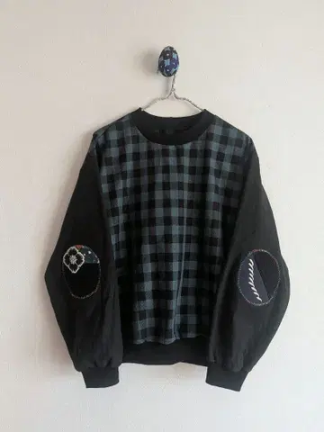 엘르 엘보 패치 풀오버 미나 페르호넨 핸드메이드