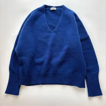 두즈엠클래스 ULAN KNIT 캐시미어 100% 긴팔 니트 블루