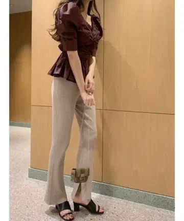 SNIDEL 스나이델 코튼 볼륨 퍼프 블라우스