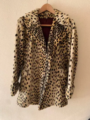 레오파드 무늬 퍼 코트 빈티지 지금 초특가로 만나보세요