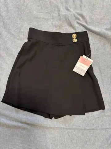 [ cherimi ] 블랙 숏팬츠 버튼 포함 새상품