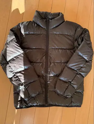 [ 미사용품 ] UNIQLO 프리미엄 다운 울트라 라이트 다운 브라운 M