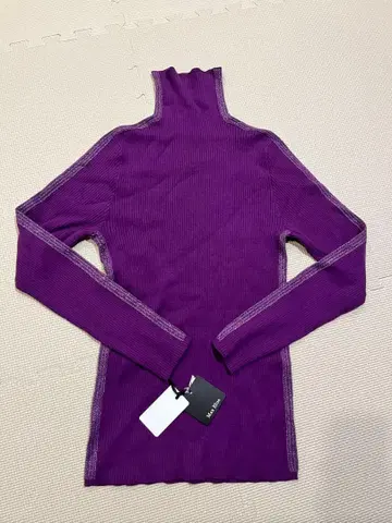 새상품! 마즈 블루 Maz Blue 리브 터틀넥 니트 상의