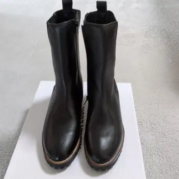 알파 큐빅 미들 부츠 사이드 고어 부츠 천연 가죽 블랙 새상품