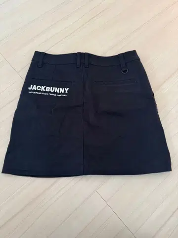 Jack Bunny 블랙스커트 사이즈 1