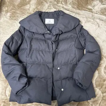 INED 다크 그레이 패디드 다운 자켓 M 사이즈