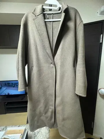 베이지 싱글 버튼 롱 코트