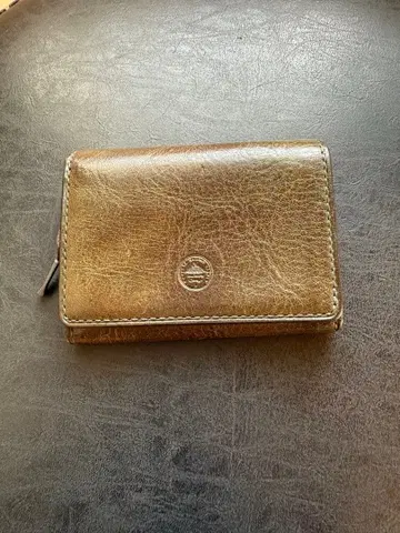 Dakota 가죽 3단 폴더형 지갑