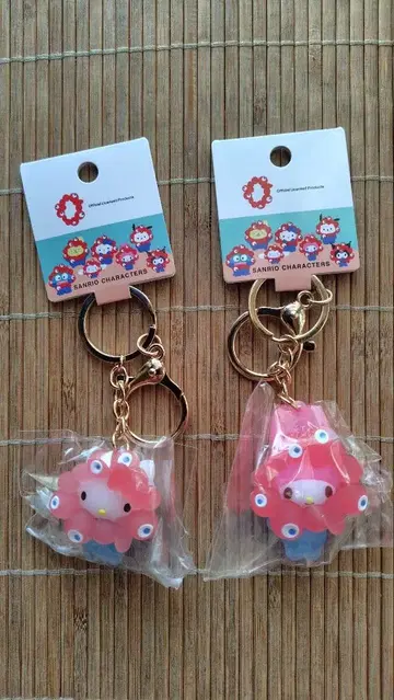 먀쿠먀쿠 변신 키링 헬로키티와 마이멜로디 2개 세트