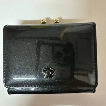 MARY QUANT 블랙 3단 폴더형 지갑