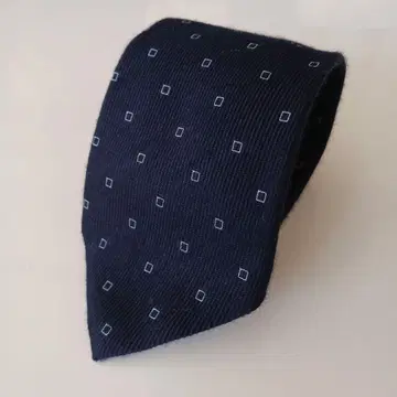 루이지 보렐리 캐시미어 네이비 넥타이