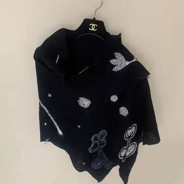 미사용 새상품 야자와 시노부 씨 변형 삼각형 스톨