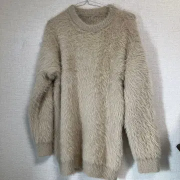 GLAMOROUS JANE 샤기 니트