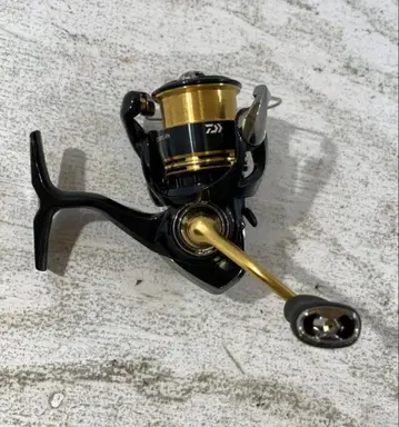 다이와 23 레갈리스 LT 2000S-XH 스피닝 릴