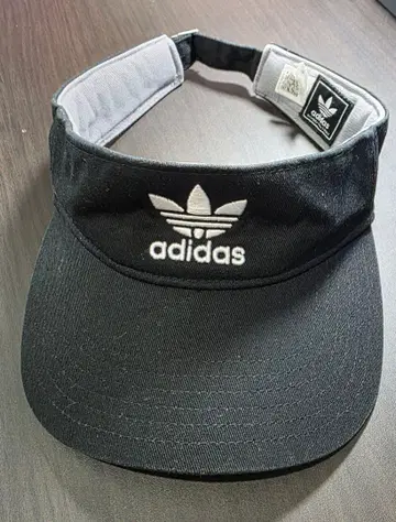 adidas 블랙 바이저 조정 가능