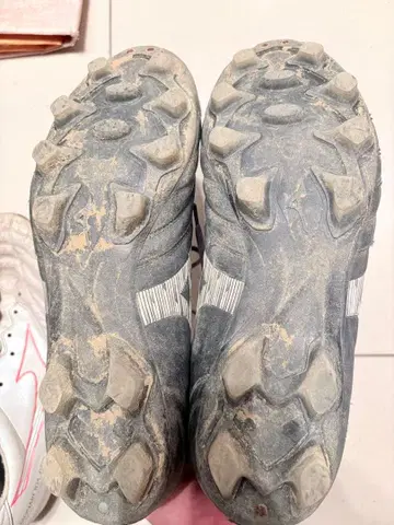 미즈노 축구화 블랙