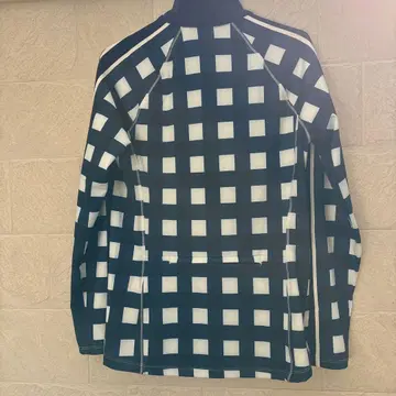 체크 무늬 하이넥 셔츠