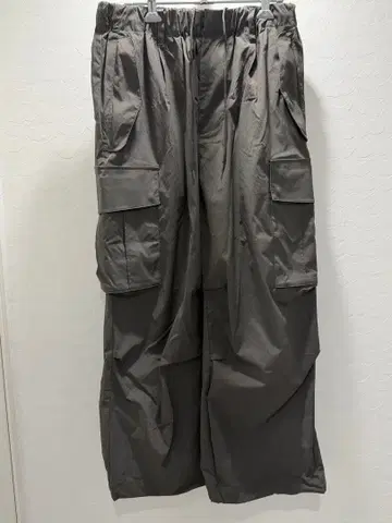 WYM / 카고 팬츠 카키색 루즈 실루엣