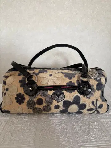 싱크비 마가렛 핸드백