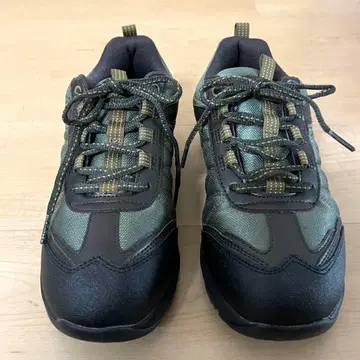 DUNLOP REFINED 아웃도어 신발 모스그린 발수 가공 25cm