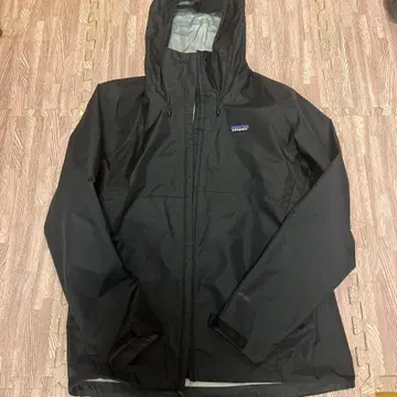 patagonia 블랙 나일론 자켓