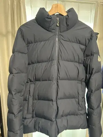 PYRENEX 네이비 다운 자켓 후드 부착