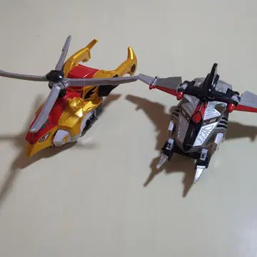 [완품] DX 트리프터&제트라스