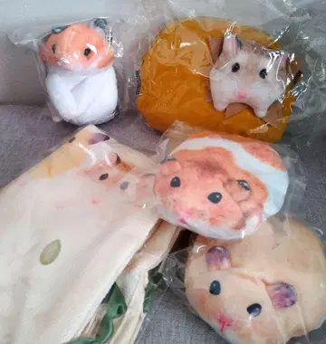 펠리시모 햄스터의 바삭 튀어나오는 파우치 모임 복조리 묶음 판매