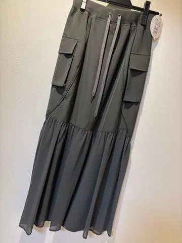 택 포함 새상품 17000엔 롱 스커트 스캇 계열