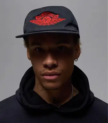 조던 프로 레어 에어 언스트럭처드 캡