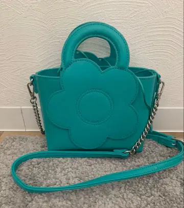 MARY QUANT 그린 스무스 BIG 데이지 숄더 미사용