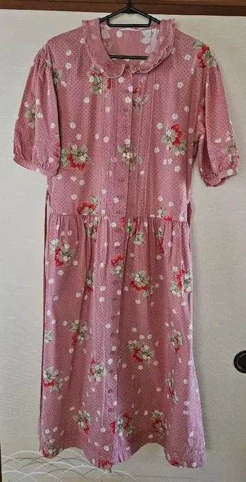 핑크하우스 PINK HOUSE 도트 딸기 무늬 원피스