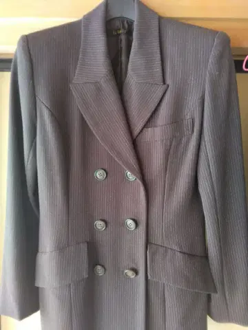 En Vanity 연보라 스트라이프 수트