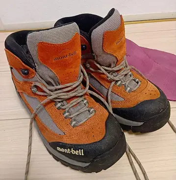 등산화 몽벨 mont-bell 여성용 24cm 트레킹 슈즈