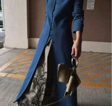 ameri 빈티지 하프 오픈 롱 탑