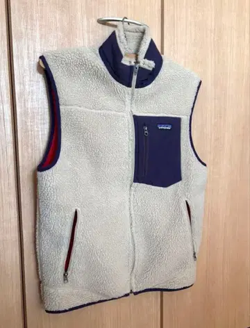 Patagonia 레트로x 플리스 베스트 아이보리 네이비 M 사이즈