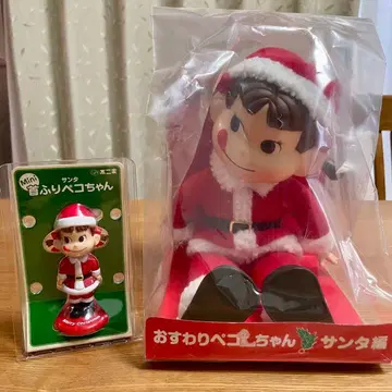 앉은 페코짱 산타편 Mini 고개 흔드는 산타 페코짱 세트