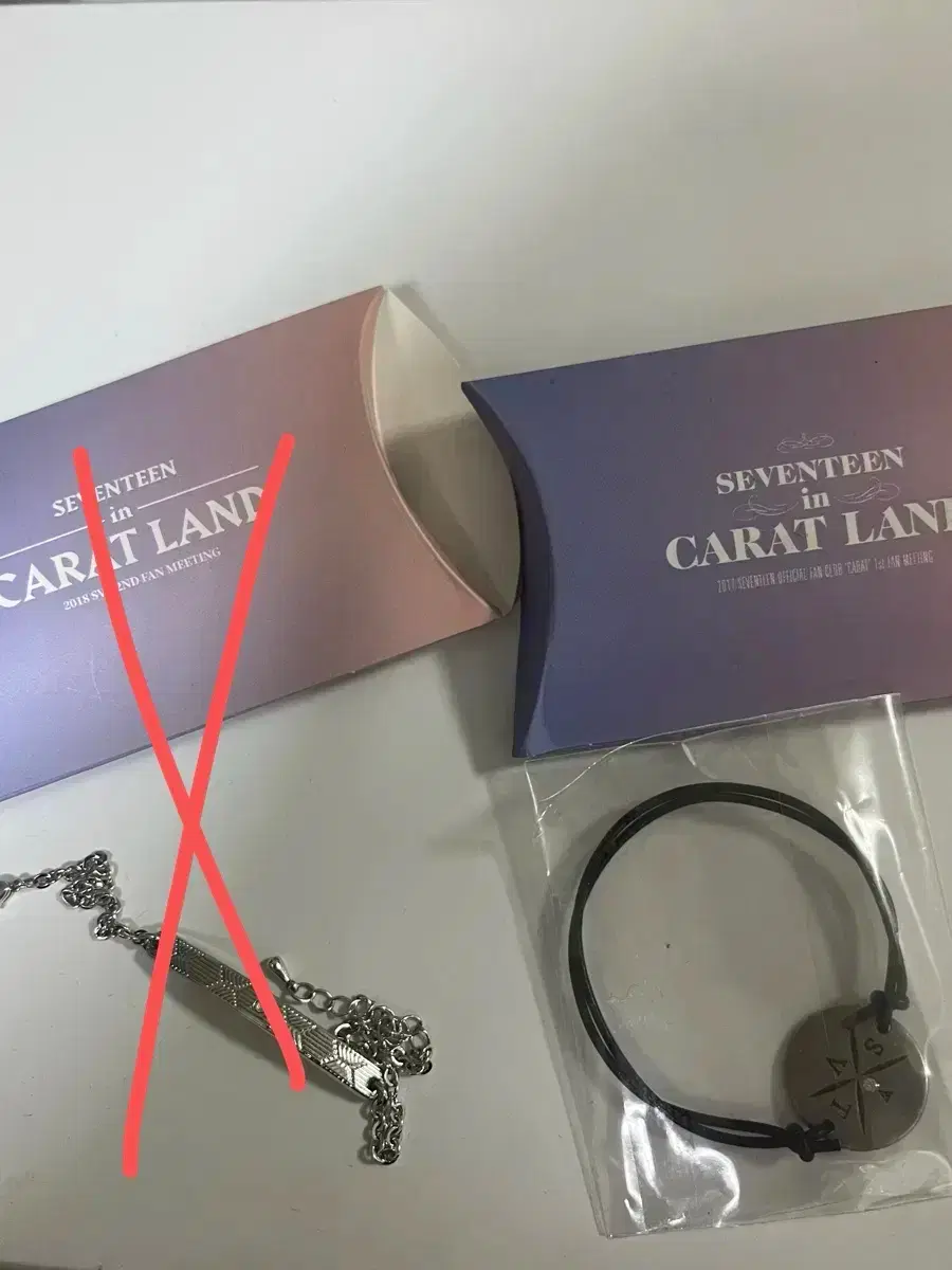 Selling Seventeen bracelet Carat Land 1st and 2nd generation official merchandise